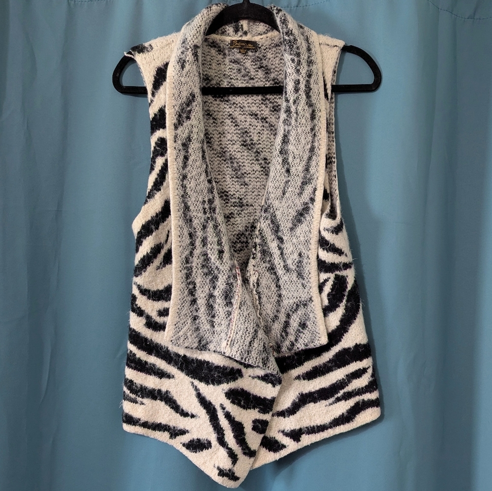 Zebra Print Soft Knit Sleeveless Sweater